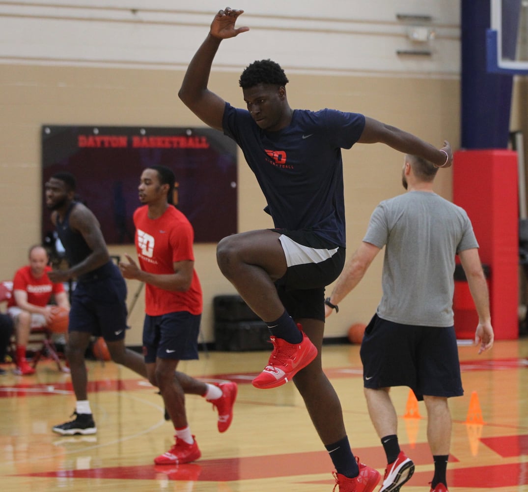 Dayton Flyers hold team workout at Cronin Center