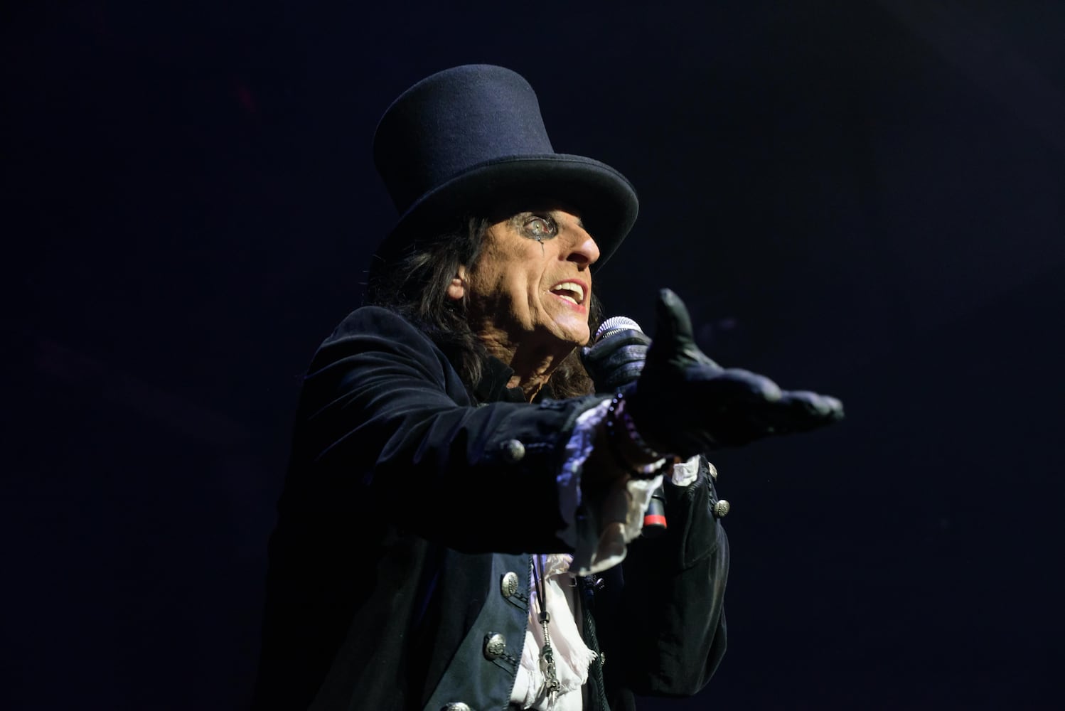 PHOTOS: Alice Cooper Live at Hobart Arena in Troy