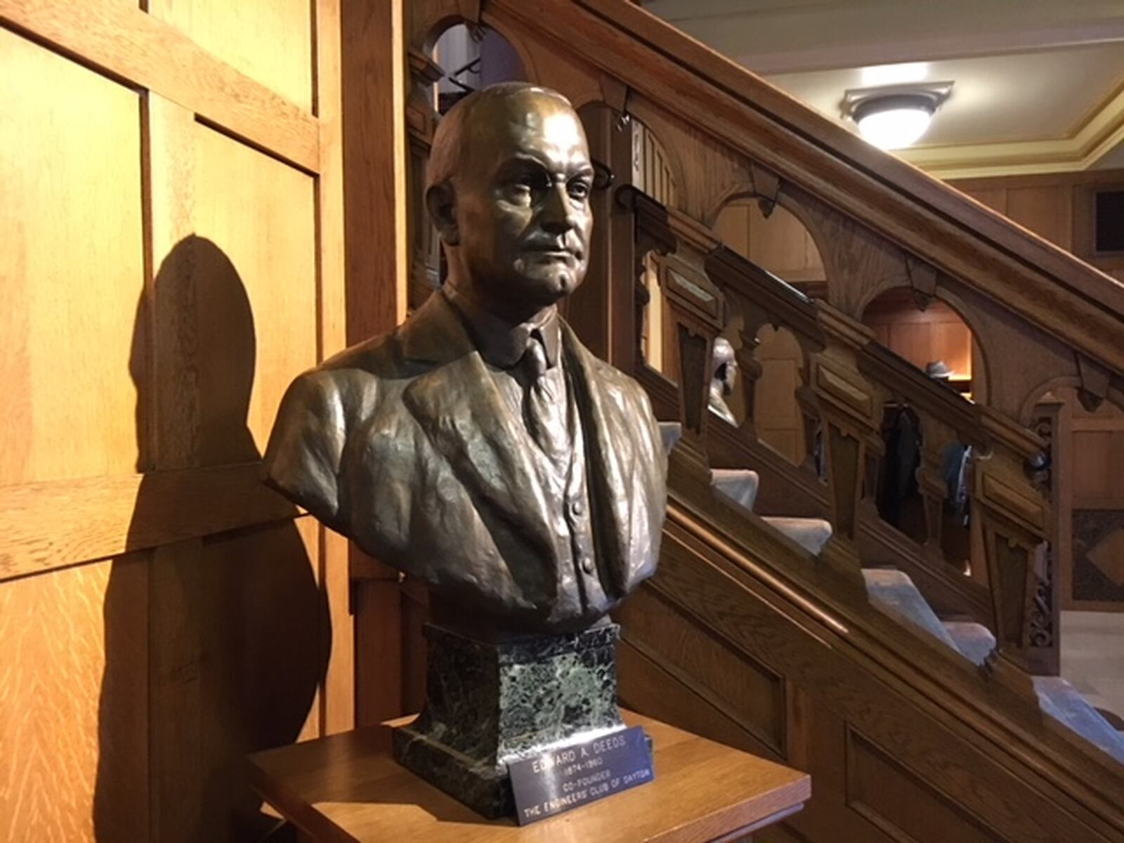 A bust at the Engineers Club Dayton of Edward Deeds, who with Charles Kettering founded the club of like-minded engineers and professionals at 110 E. Monument Ave. THOMAS GNAU/STAFF