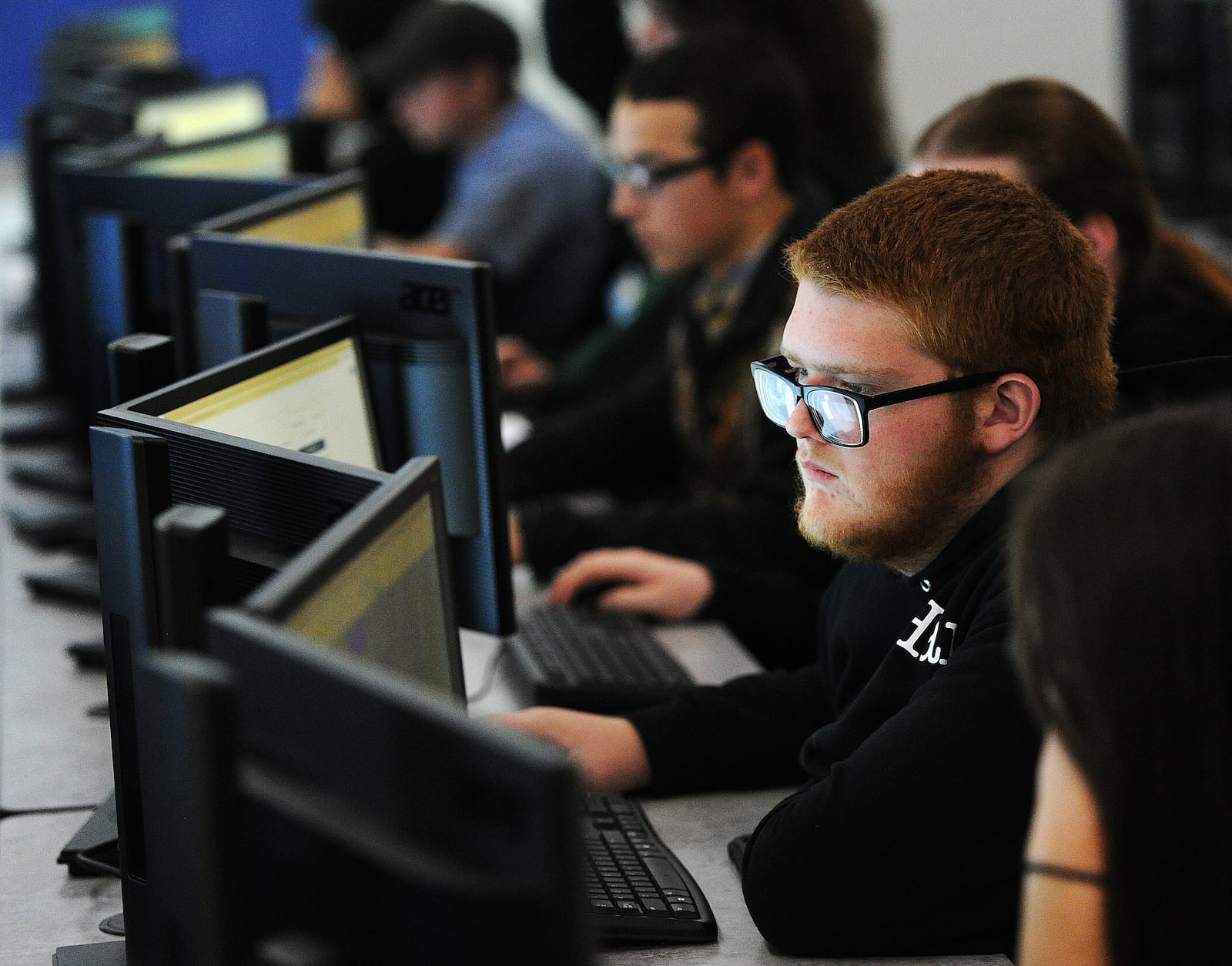 Miami Valley CTC student  Dallas Pieratt working in the computer lab Tuesday, Feb. 7, 2023. MARSHALL GORBY\STAFF