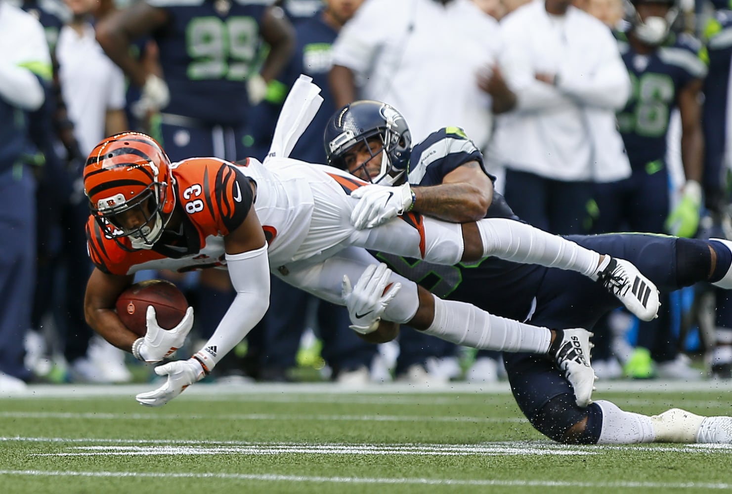 PHOTOS: Cincinnati Bengals lose season opener to Seattle Seahawks