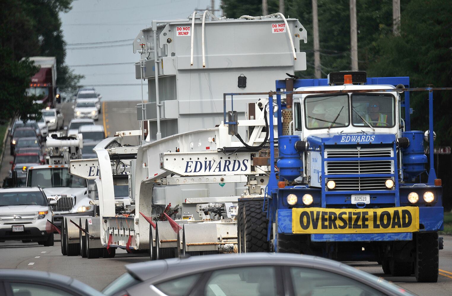 PHOTOS: DP&L move oversized load through Centerville and Kettering