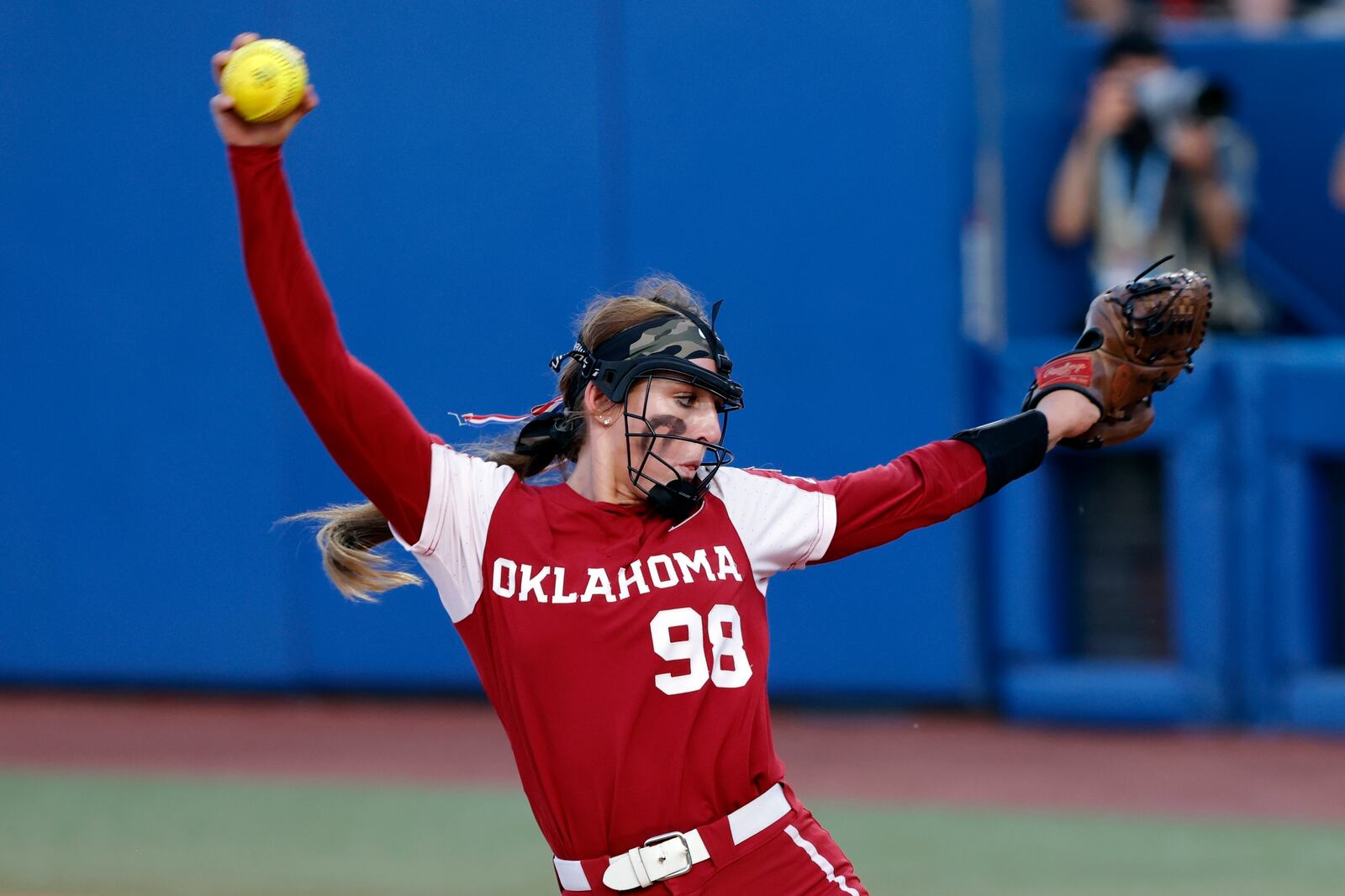 FILE - Oklahoma's Jordy Bahl pitches against Florida State during the fifth inning of the second game of the NCAA Women's College World Series softball championship series Thursday, June 8, 2023, in Oklahoma City. (AP Photo/Nate Billings, FIle)