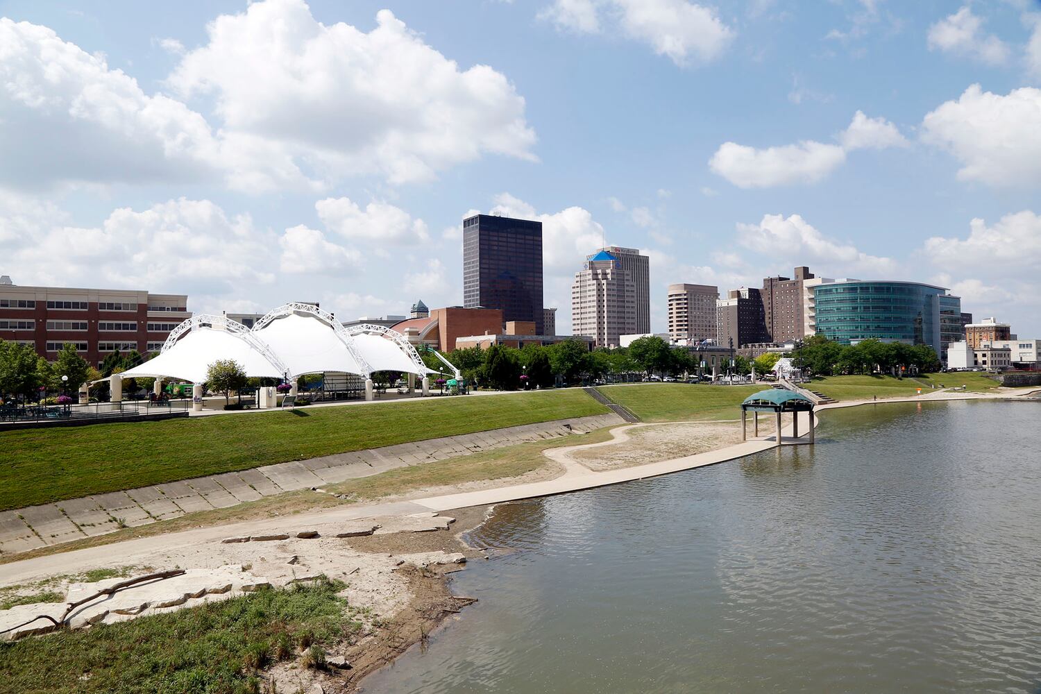 PHOTOS: Cities get ready for July 4 fireworks, parades and more