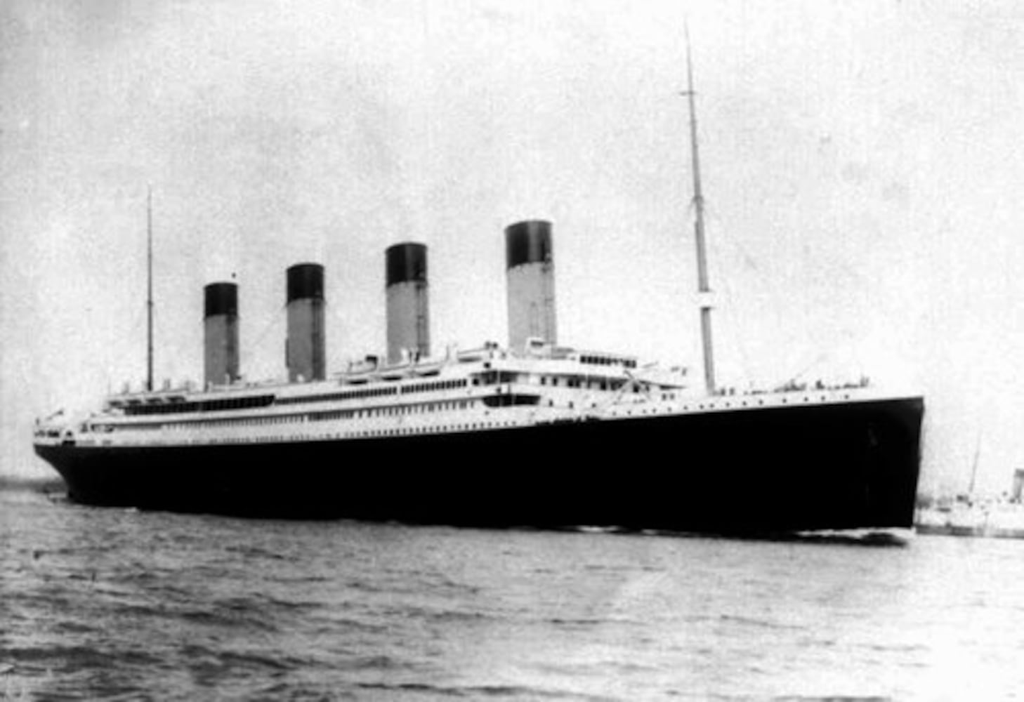 RMS Titanic sinks, April 15, 1912