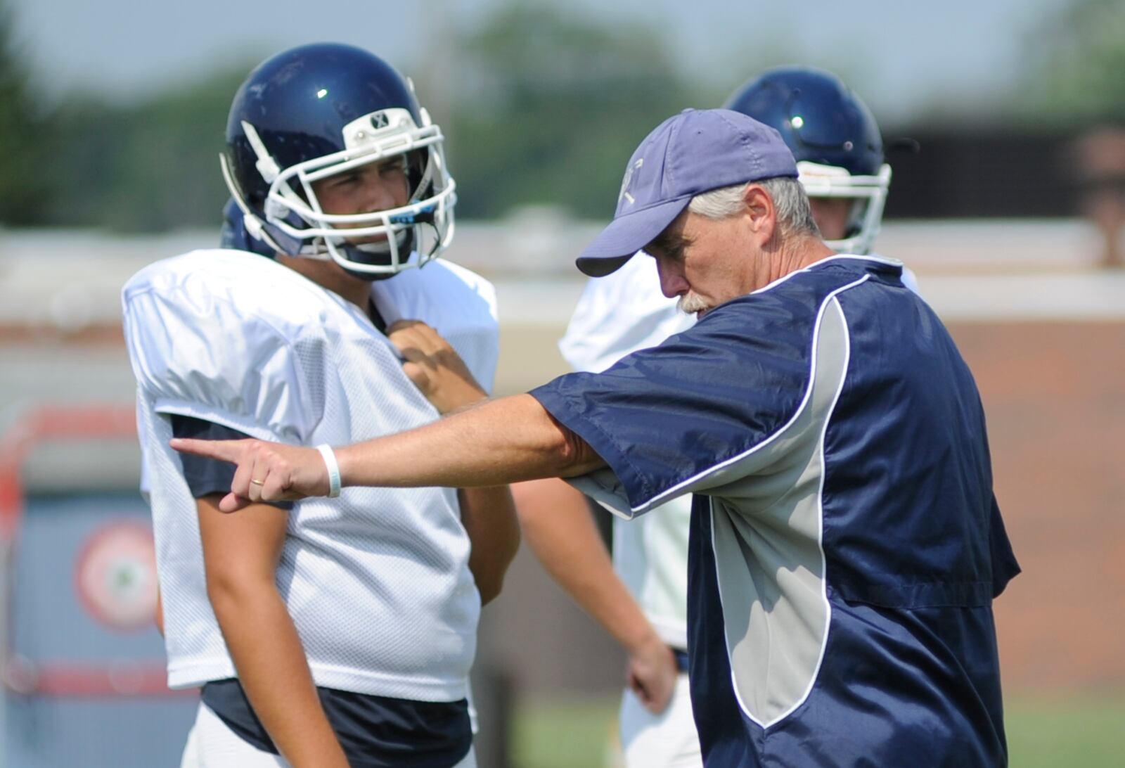 Head coach Bob Skidmore has been on the Valley View staff for 33 seasons. MARC PENDLETON / STAFF