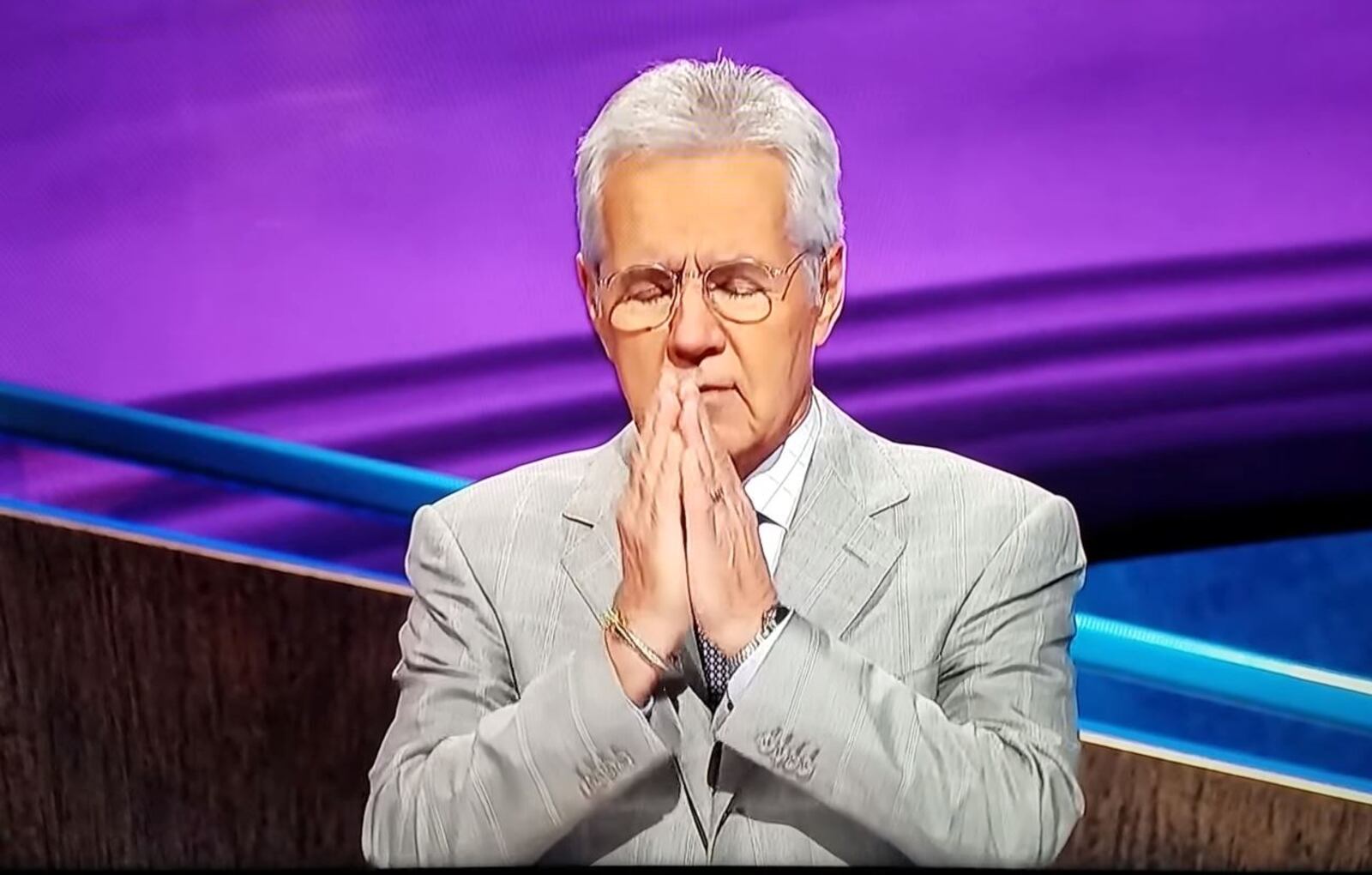 "Jeopardy!" host Alex Trebek seemed to say a little pray after all three contestants on the show that aired Jan. 30, 2018 got a question about the Wright Brothers wrong.