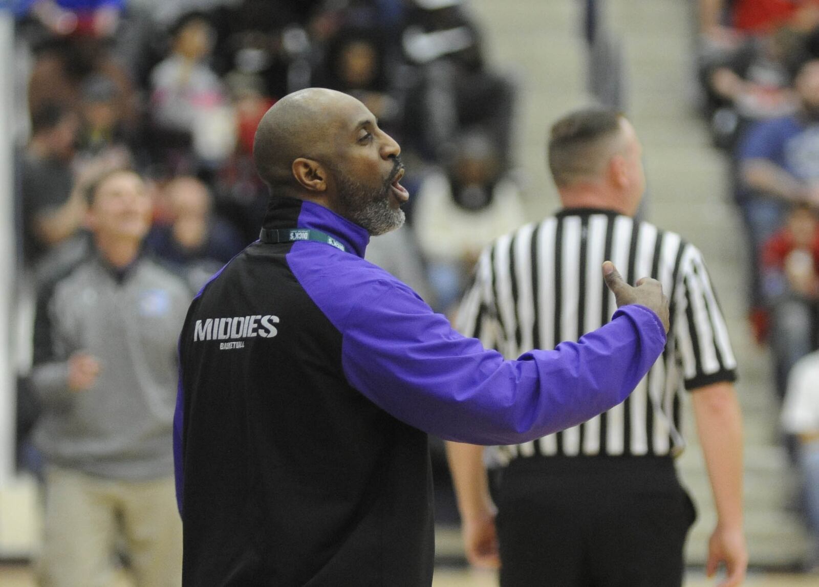 Middletown boys basketball coach Darnell Hoskins at Flyin’ to the Hoop. MARC PENDLETON / STAFF