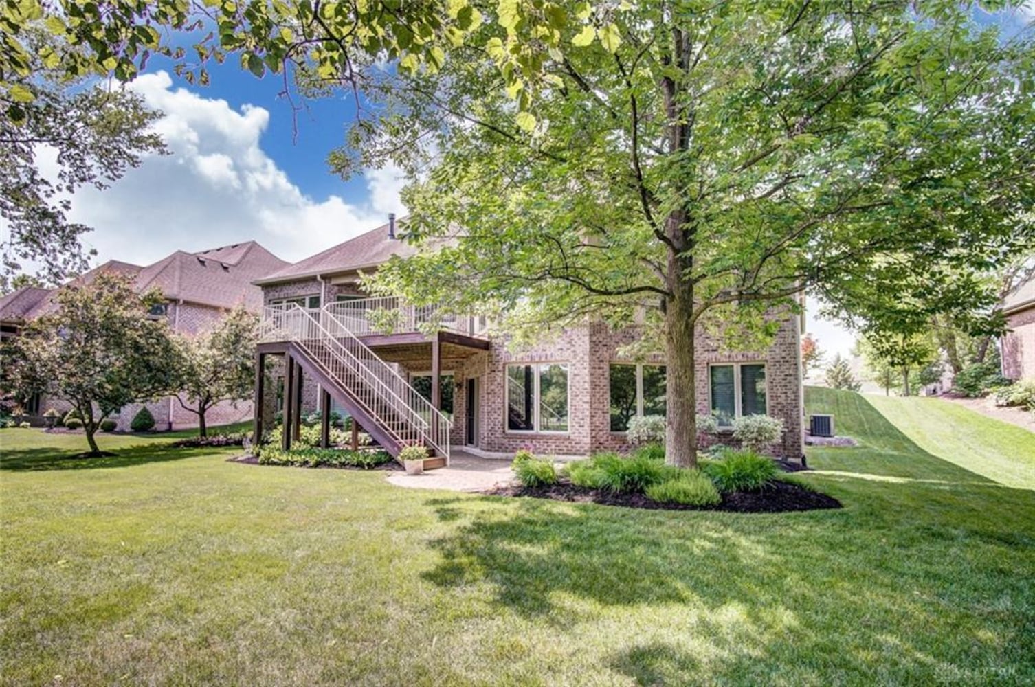 PHOTOS: Luxury home with Yankee Trace Golf Club view on market in Centerville