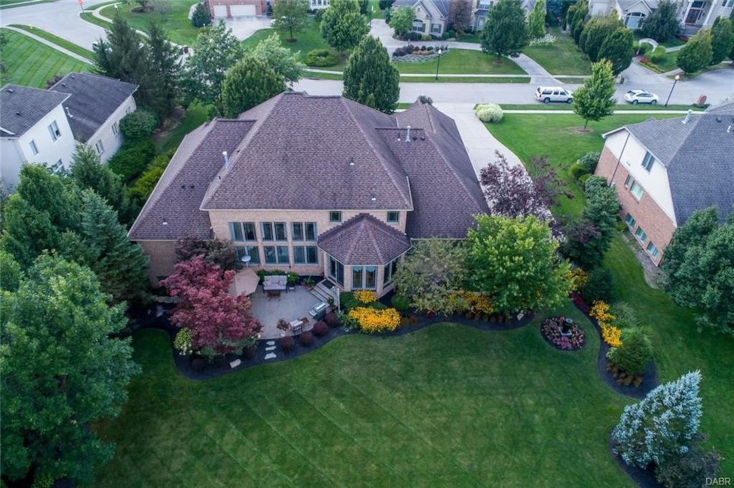 PHOTOS: Nearly $1M Dayton-area home has huge open space