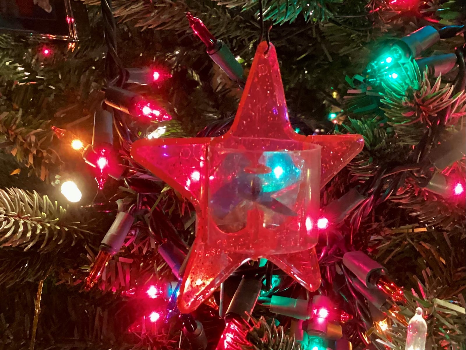 Larry Ricketts of Springfield shared that his mom had a special star ornament (pictured) that lit up off of heat generated from the Christmas tree lights.