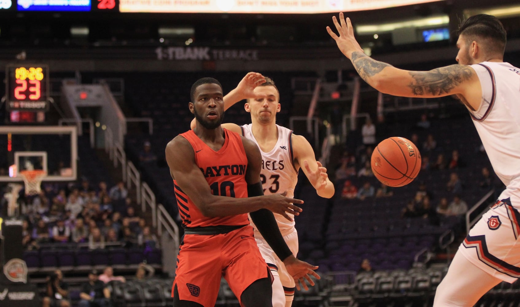 Photos: Dayton Flyers vs. Saint Mary’s Gaels