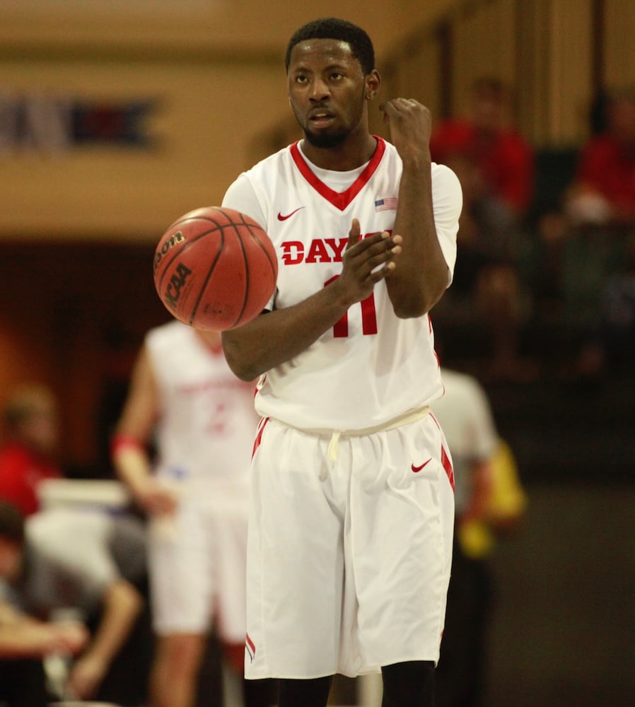 Dayton guard Scoochie Smith calls a play during a game against Xavier in the championship game of the AdvoCare Invitational on Sunday, Nov. 29, 2015, at the HP Field House in Orlando, Fla. David Jablonski/Staff