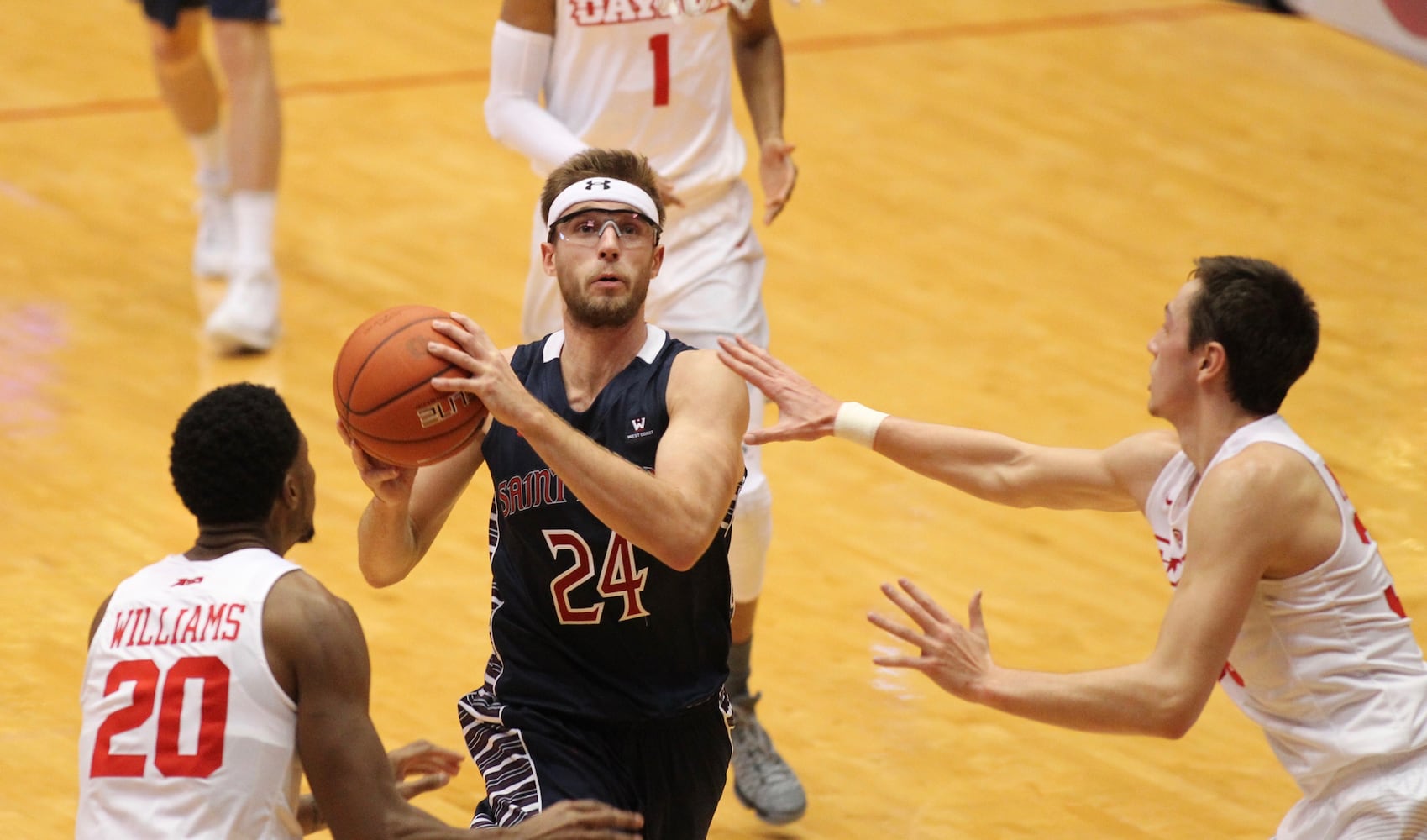 Highlights: Dayton Flyers vs. Saint Mary's Gaels