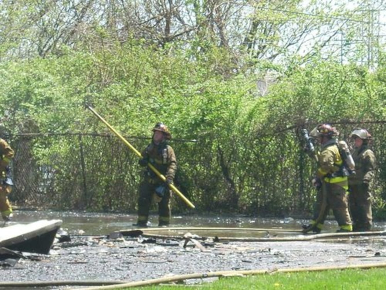 Apartment building fire in Highview Hills