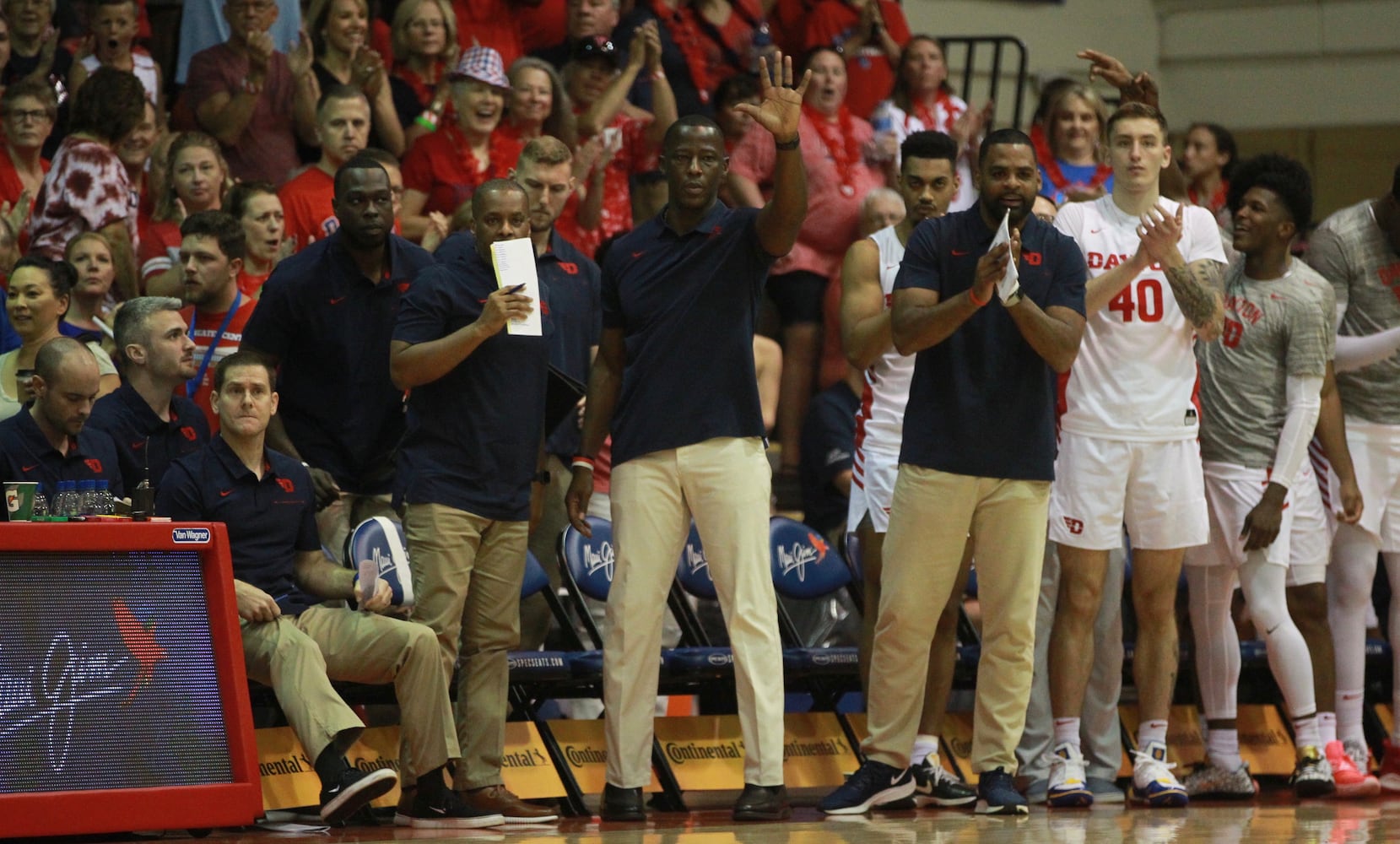 Photos: Dayton Flyers rout Georgia in Maui Invitational