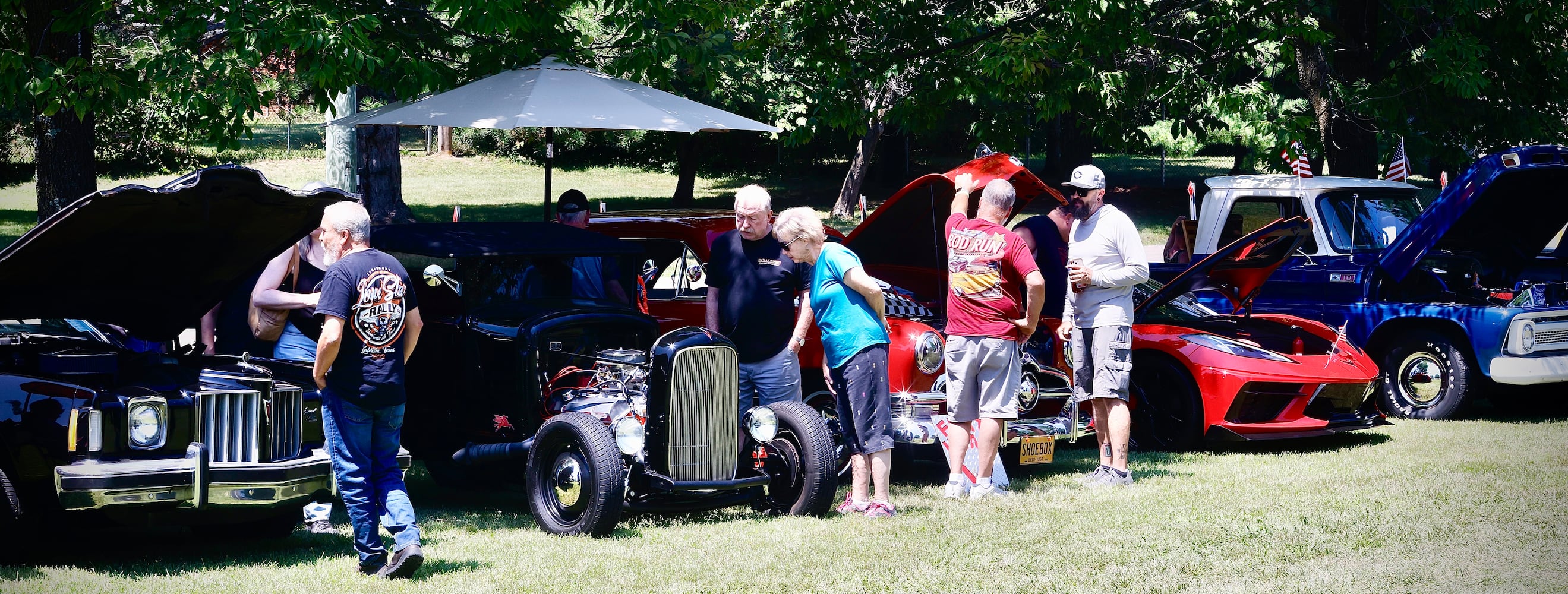 14th annual WhiteTrash and WhiteWalls Car Show