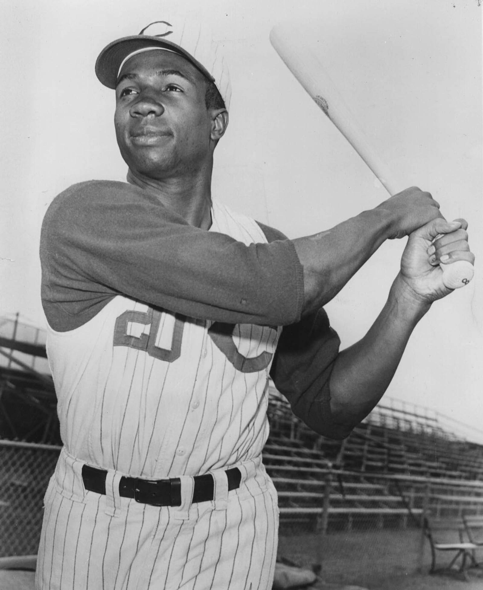 FRANK ROBINSON, NO. 20, CINCINNATI REDS