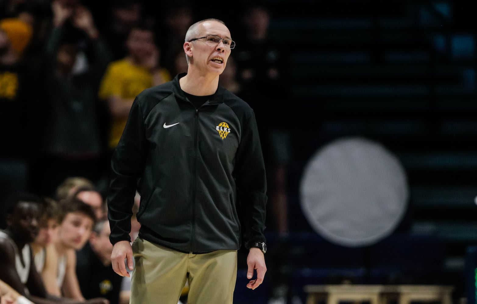 Centerville beats Lakota West in D1 boys district basketball final