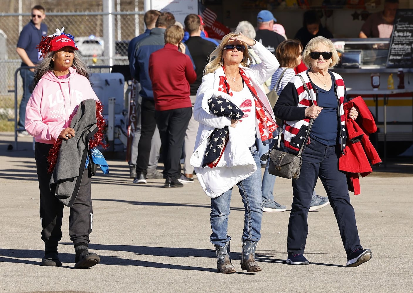 110722 Trump rally