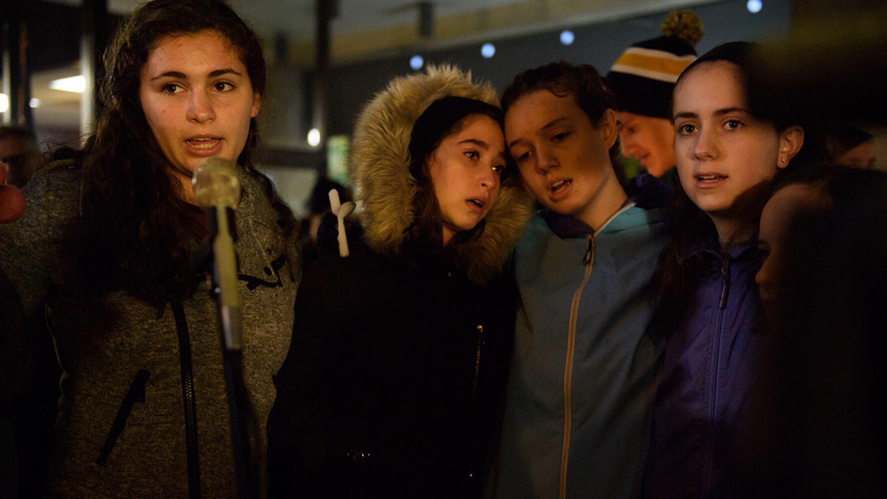 Photos: Thousands attend vigil after deadly shooting at Pittsburgh synagogue