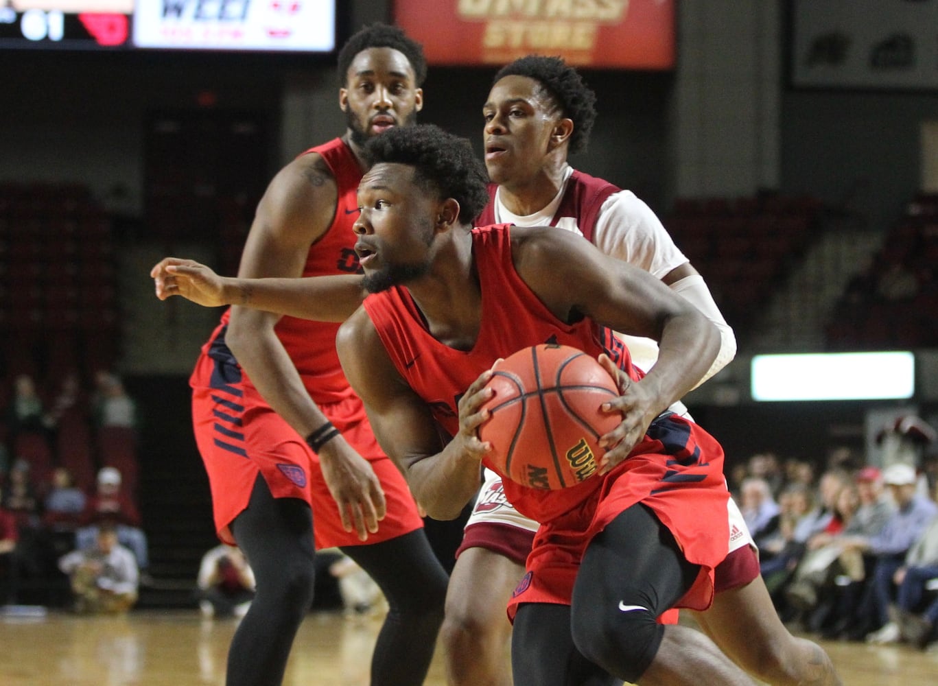 Twenty photos: Dayton Flyers vs. UMass