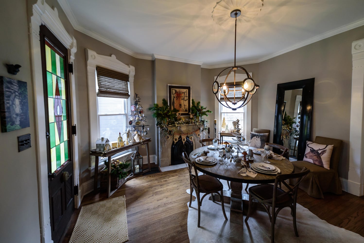 PHOTOS: A Dickens of a Christmas St. Anne’s Hill Holiday Home Tour