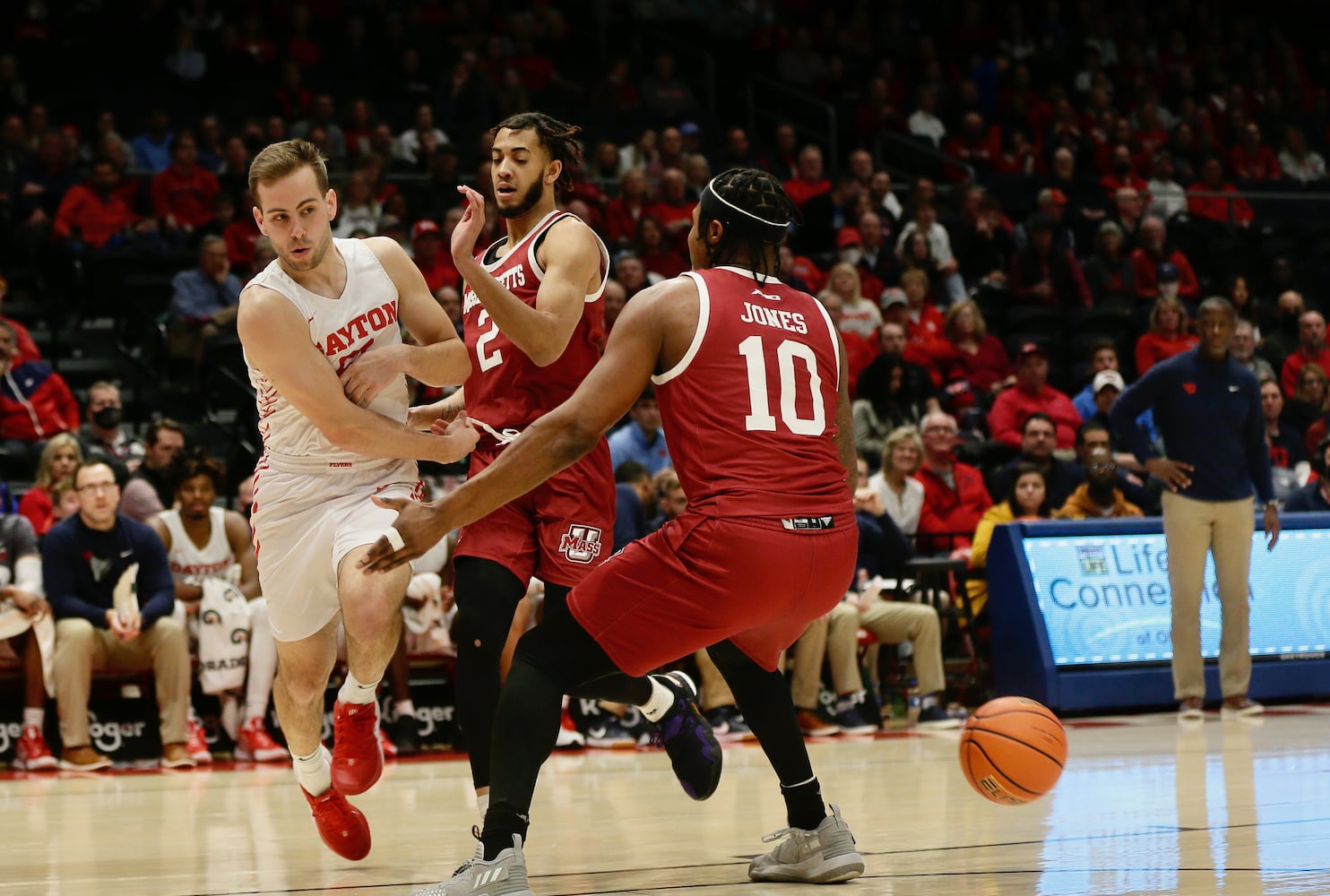 Dayton vs. UMass