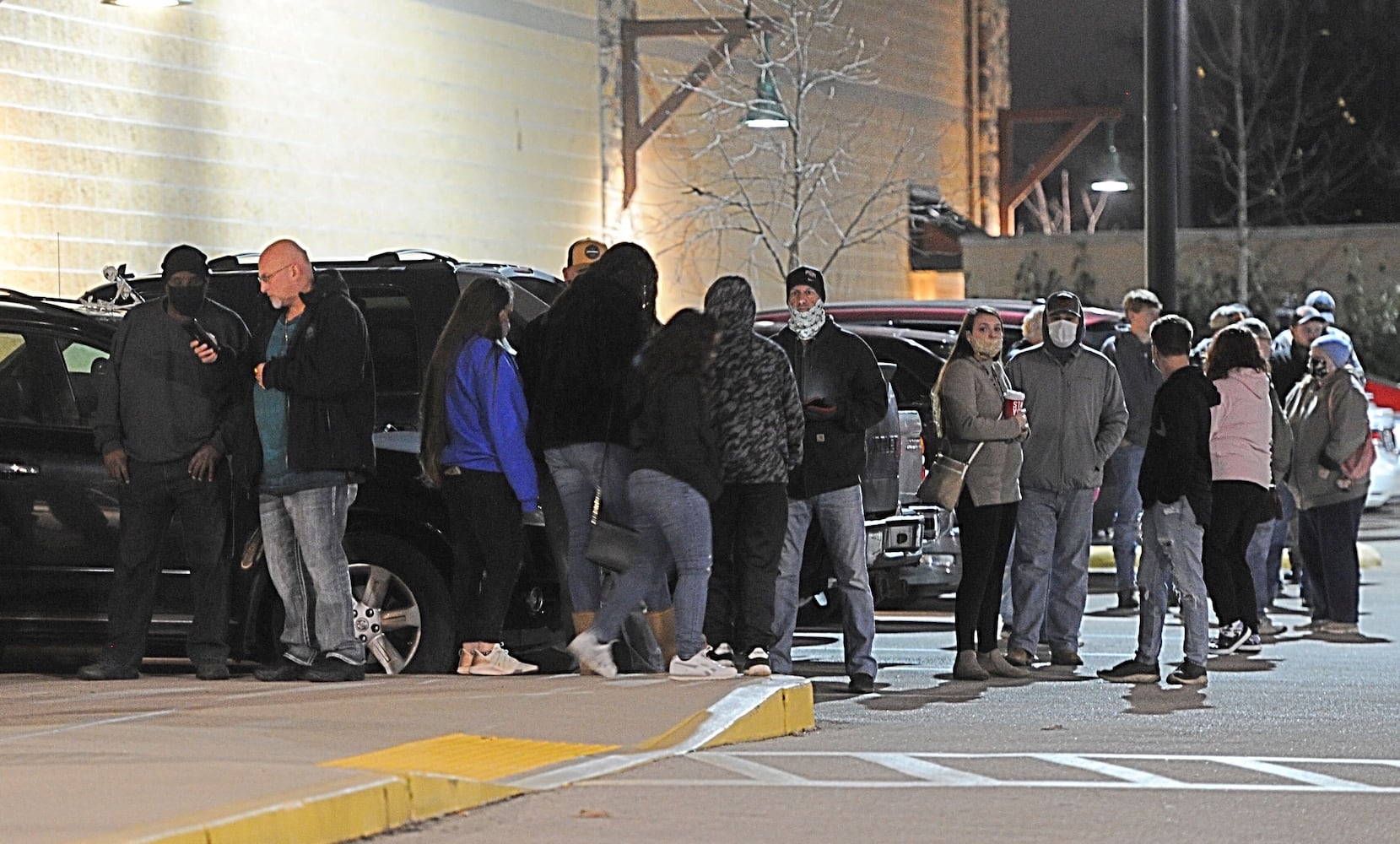 PHOTOS: Black Friday shopping in Miami Valley