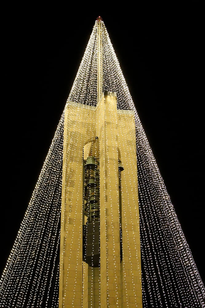 Carillon Christmas Tree