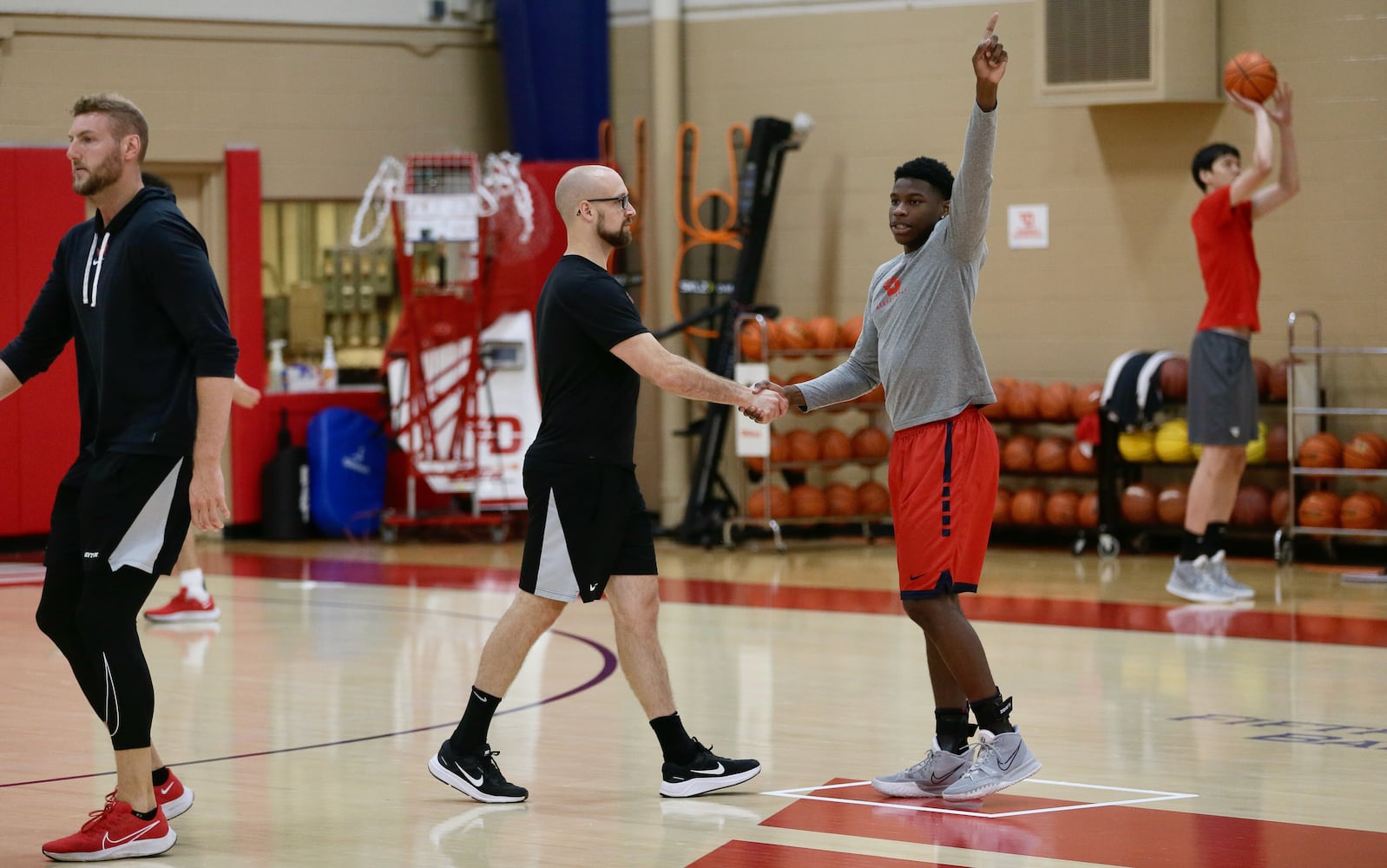 Dayton Flyers practice