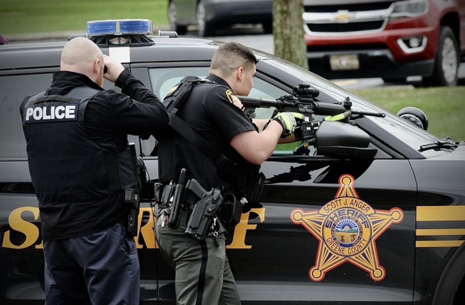 PHOTOS: SWAT standoff in Fairborn