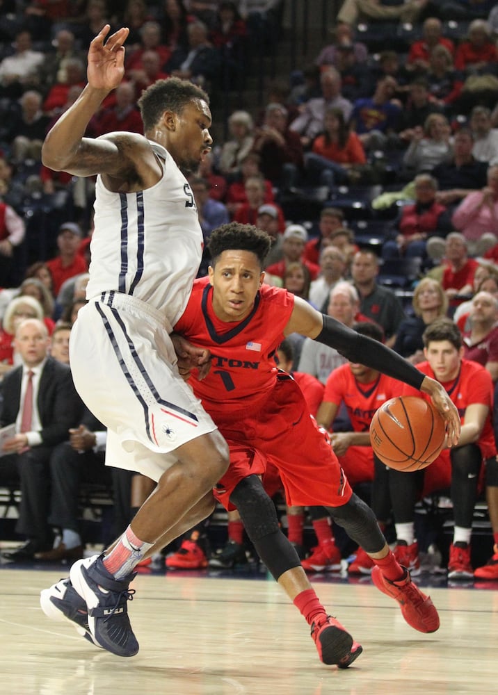 Dayton Flyers vs. Richmond Spiders