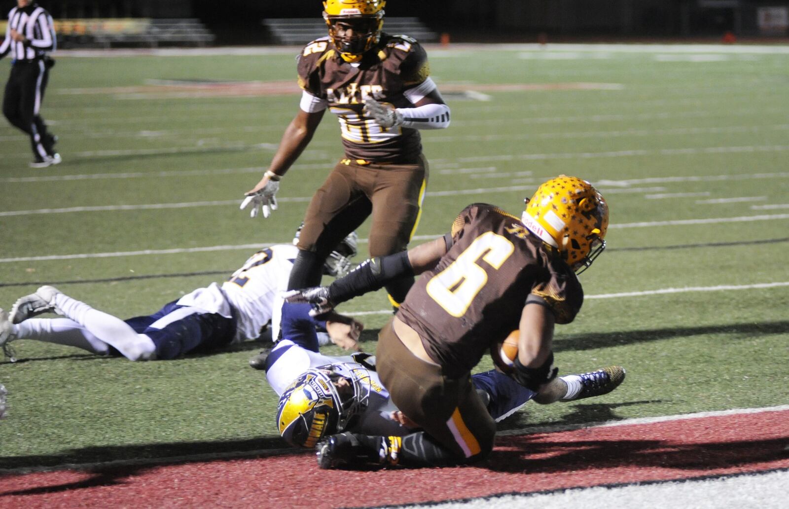 Alter senior Lamar Landers scored twice. Alter defeated Norwalk 34-13 in a D-III high school football state semifinal at Wapakoneta’s Harmon Field on Friday, Nov. 23, 2018. MARC PENDLETON / STAFF