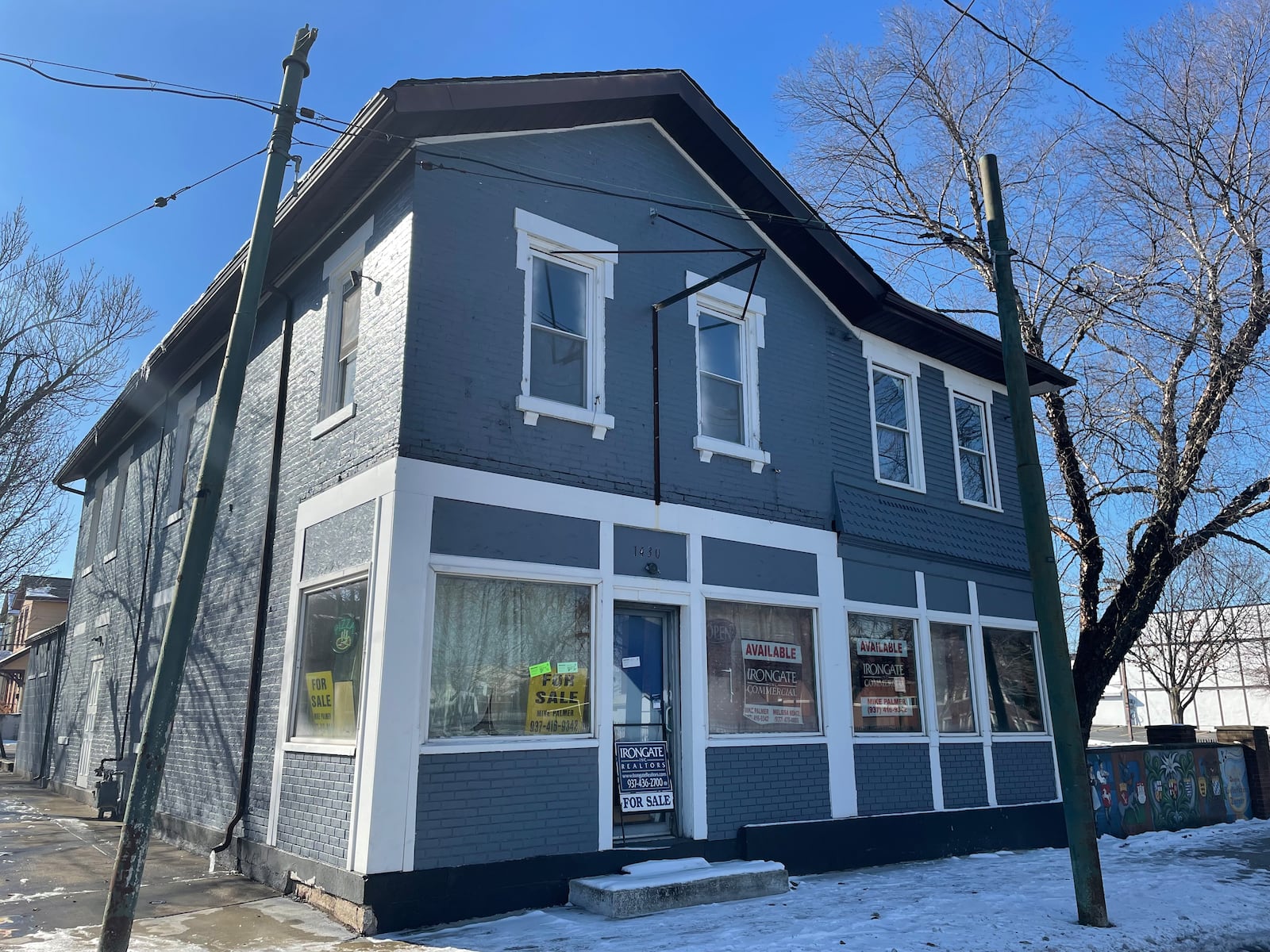 The Ugly Duckling is planning to reopen in April at 1430 E. Fifth St., where New York Pizzeria Restaurant was previously located in the St. Anne’s Hill Historic District. NATALIE JONES/STAFF