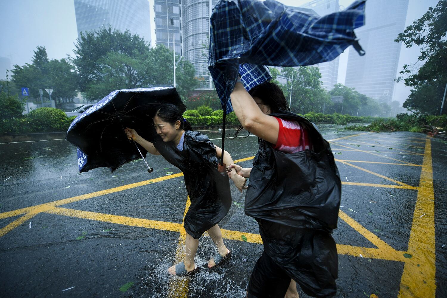 Photos: Typhoon Mangkhut batters Philippines