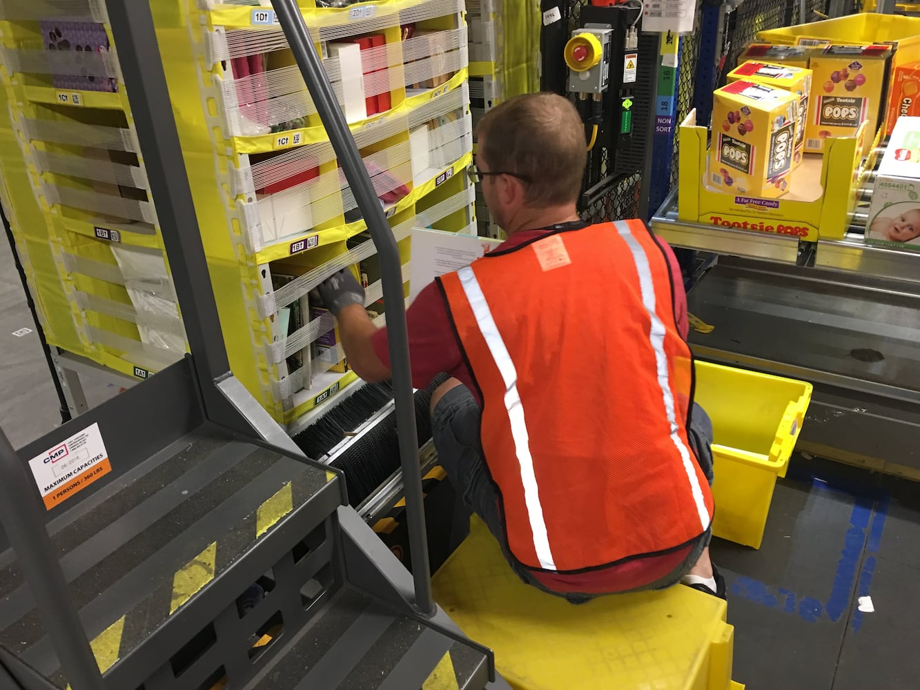 Inside Amazon's Etna, Ohio fulfillment center