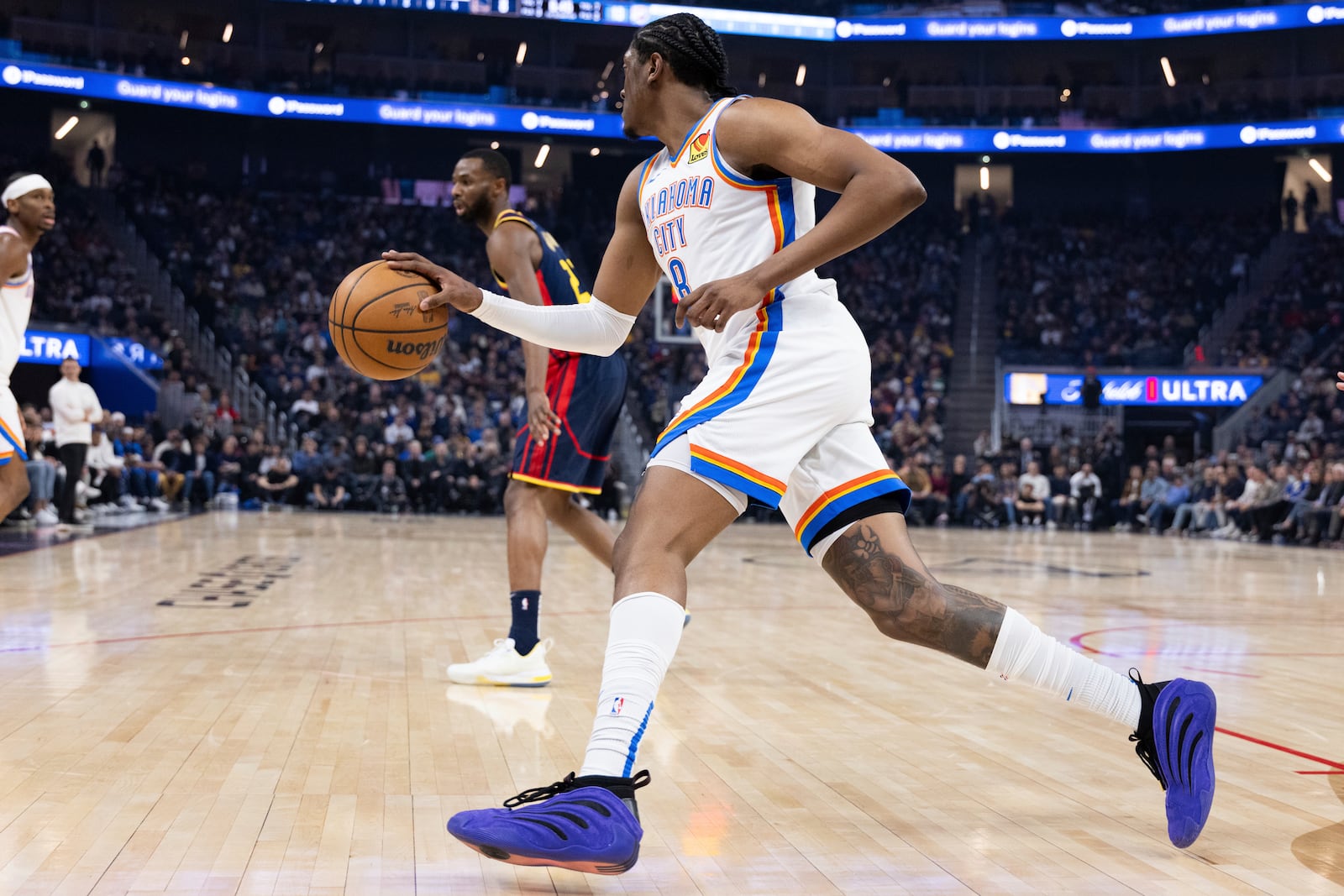 Oklahoma City Thunder guard Jalen Williams dribbles during the first half of an NBA basketball game against the Golden State Warriors Wednesday, Jan. 29, 2025, in San Francisco. (AP Photo/Benjamin Fanjoy)