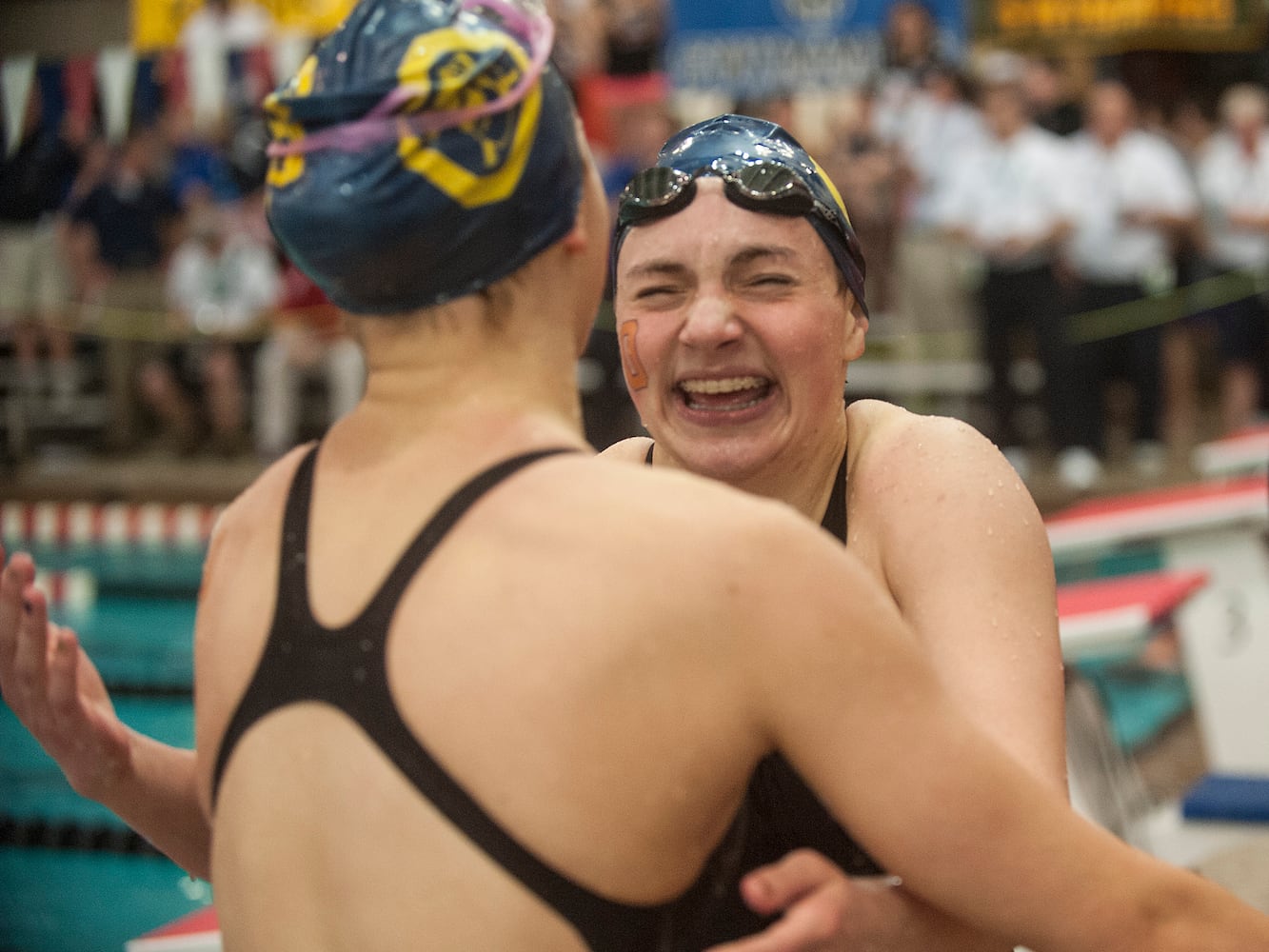 State swim title finally in Oakwood boys’ grasp; Jills finish second