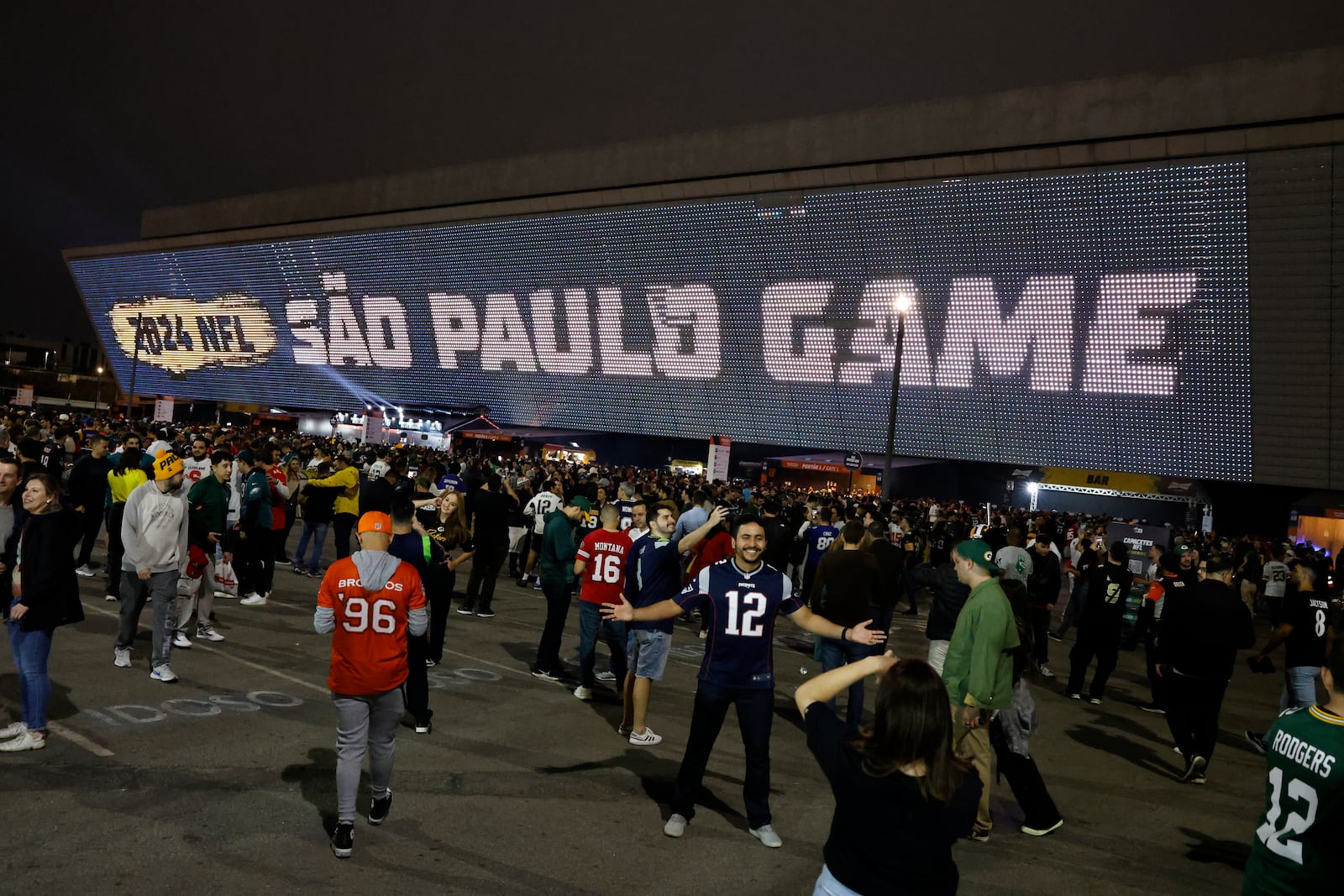 FILE - Fans are seen outside Neo Quimica Arena before am NFL football game between the Philadelphia Eagles and Green Bay Packers,, Friday, Sept. 6, 2024, at in Sao Paulo, Brazil. (AP Photo/Gregory Payan, File)