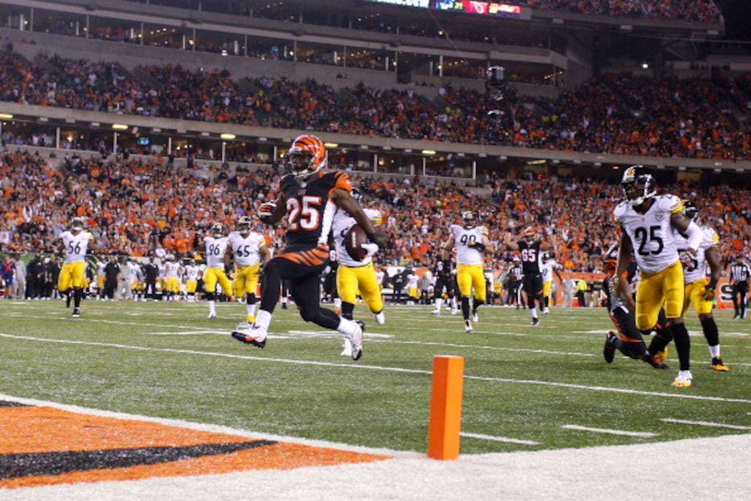 Rookie RB Giovani Bernard leads Cincinnati to 20-10 victory over Pittsburgh