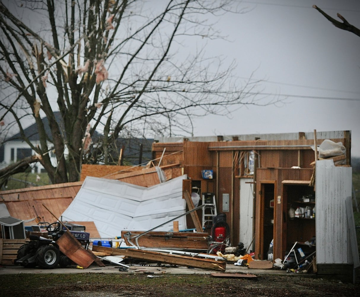 Tornado damage Miami county