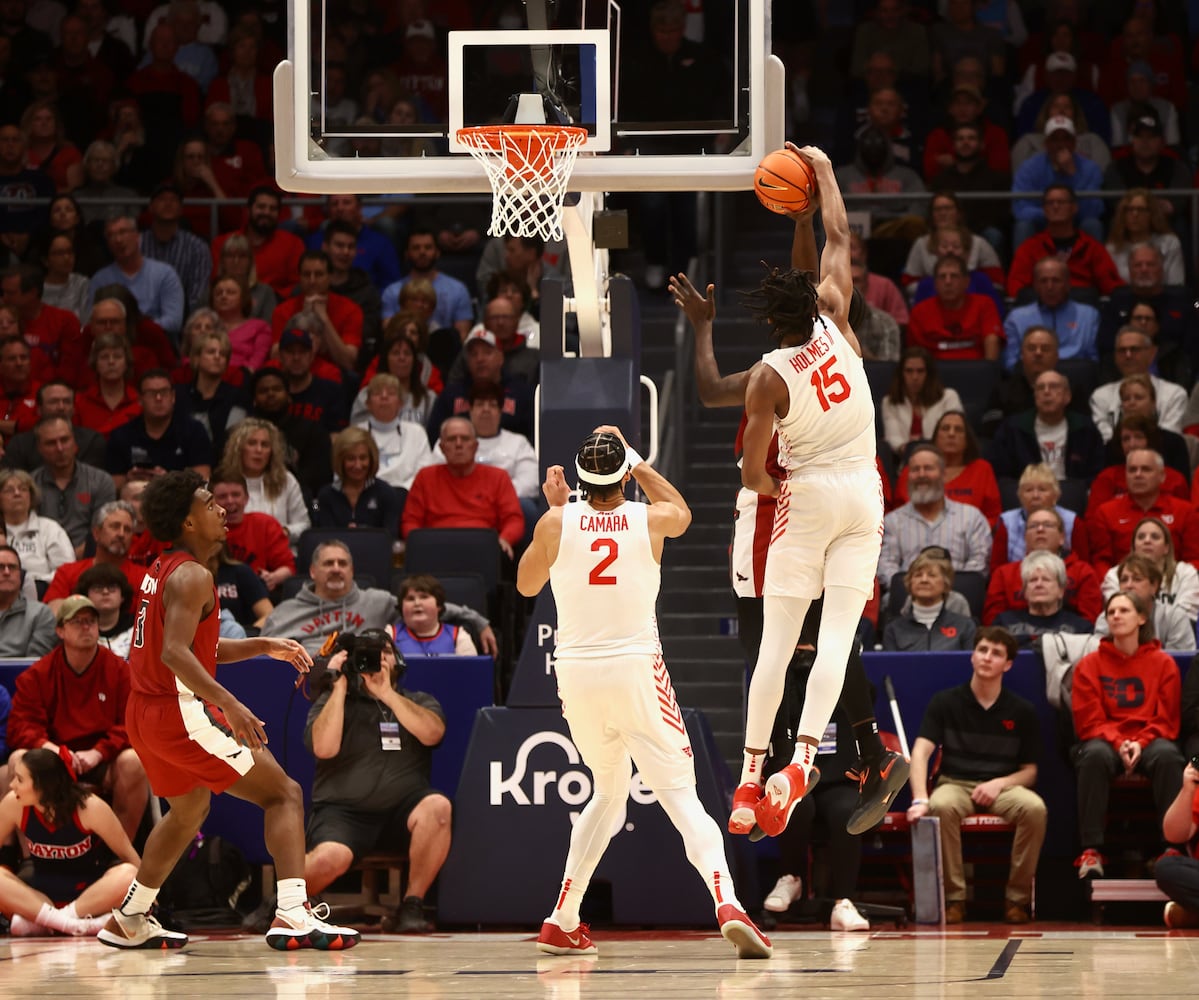 Dayton vs. Saint Joseph's