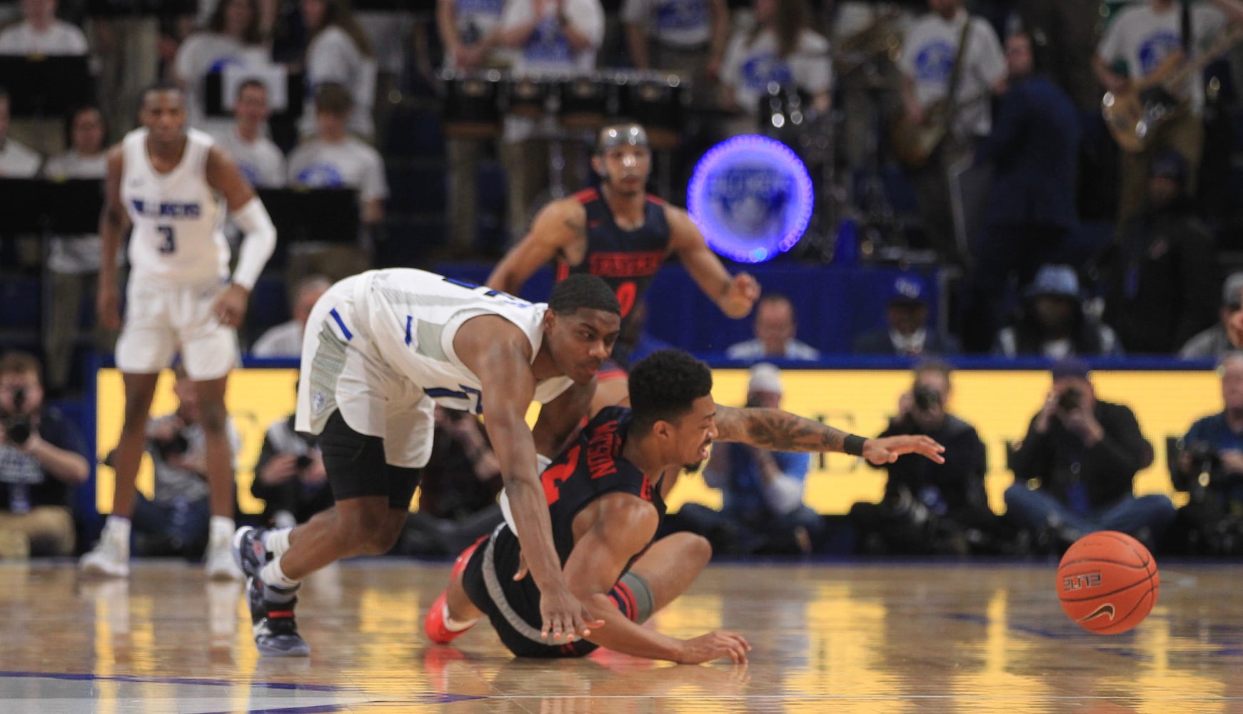 Photos: Dayton Flyers vs. Saint Louis (the first 40 minutes)