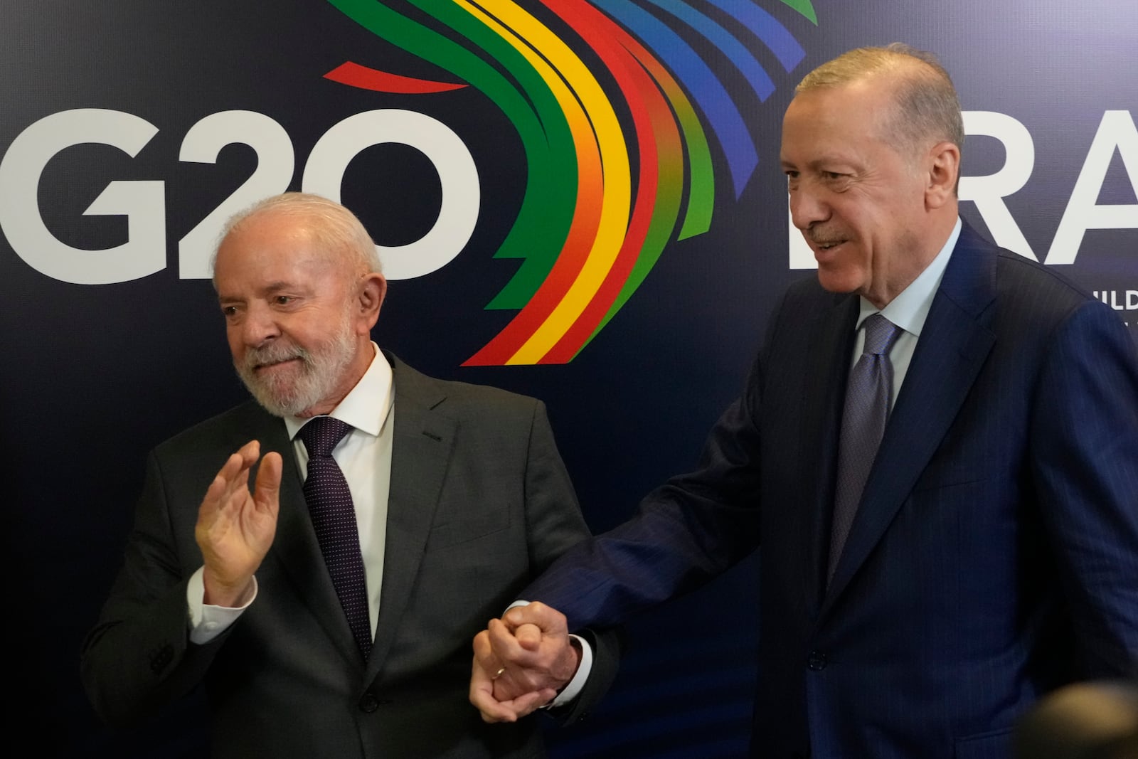 Brazil's President Luiz Inacio Lula da Silva, left, and Turkey's President Recep Tayyip Erdogan, walk during a bilateral meeting a day before the opening of the G20 Summit, in Rio de Janeiro, Sunday, Nov. 17, 2024. (AP Photo/Eraldo Peres)