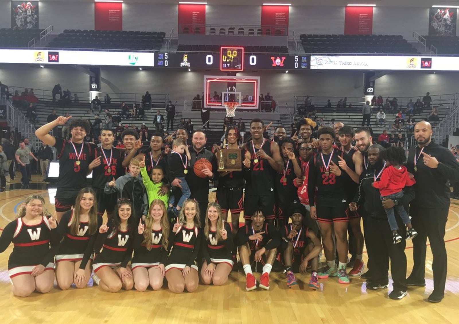 Wayne defeated Turpin to win a Division I district title on Sunday at the University of Cincinnati's Fifth Third Arena. Southwest District Athletic Board photo