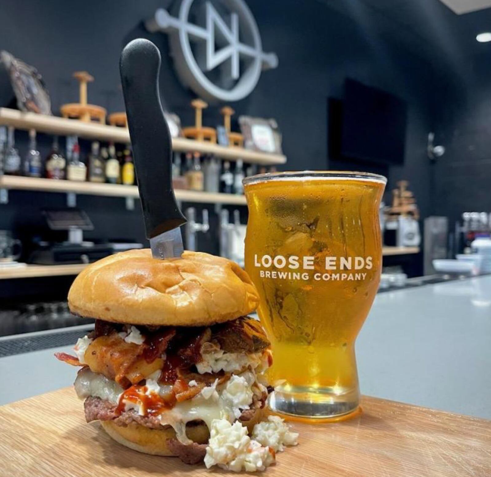 The Dad Bod Smash Burger, Loose Ends Brewing