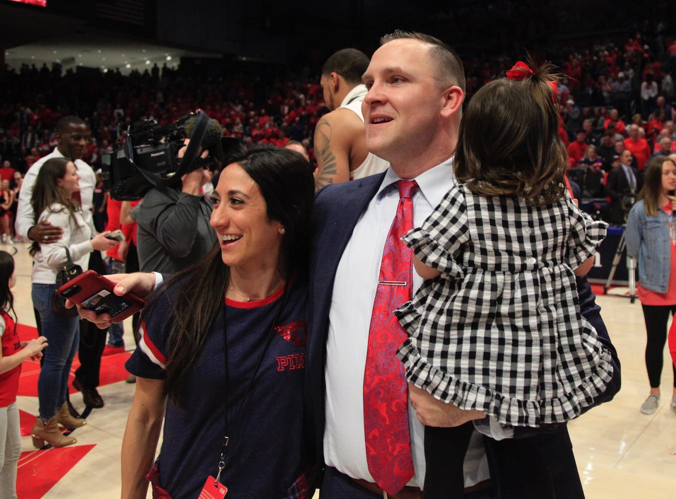 Photos: Dayton Flyers celebrate record-breaking 29th victory