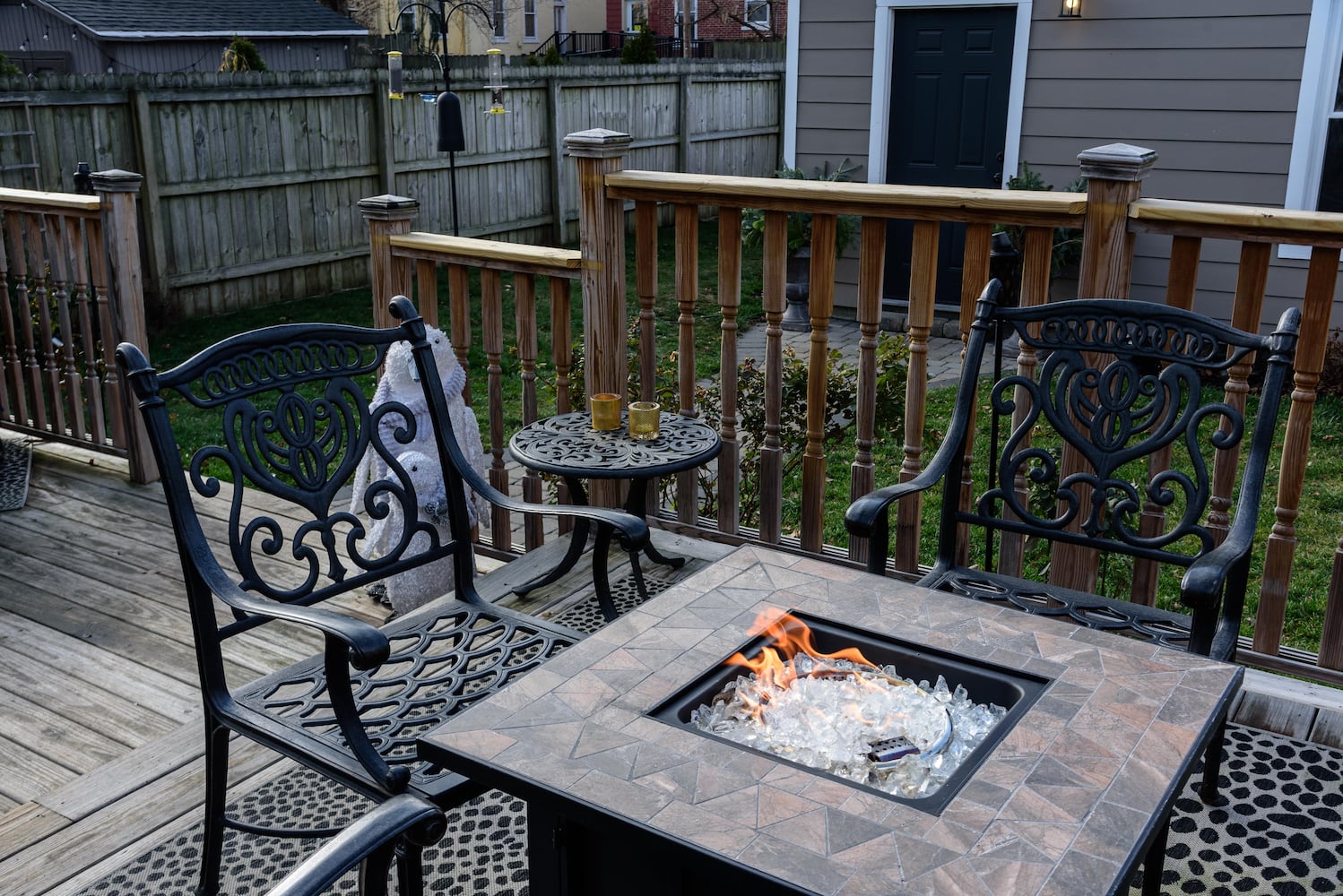 PHOTOS: A Dickens of a Christmas St. Anne’s Hill Holiday Home Tour