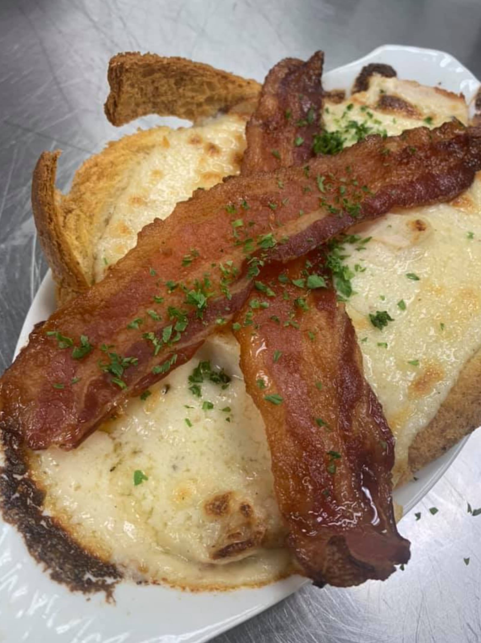 Watermark's Kentucky Hot Brown, featured on its new brunch menu. (Source: Facebook)